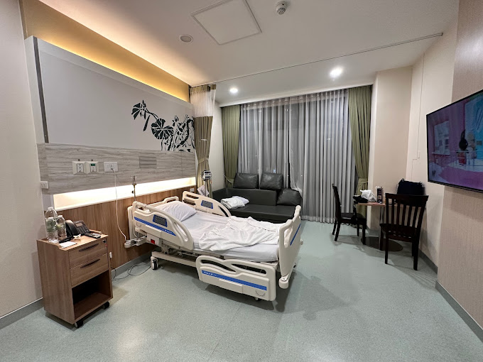 Intrarat Hospital, Ward