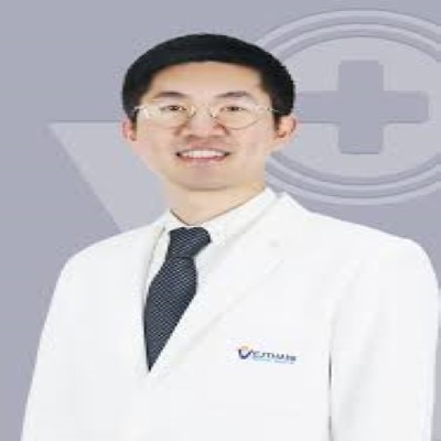 Dr. Apirak Junpeng